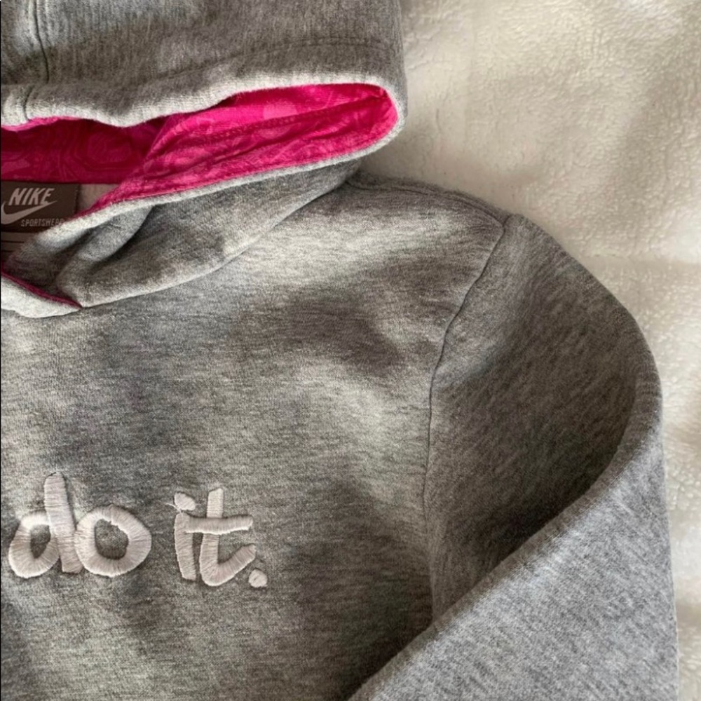 NIKE PULLOVER HOODIE